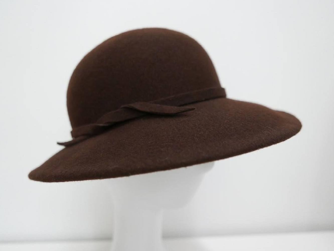 Staria brązowy kapelusz filcowy-54-57 cm