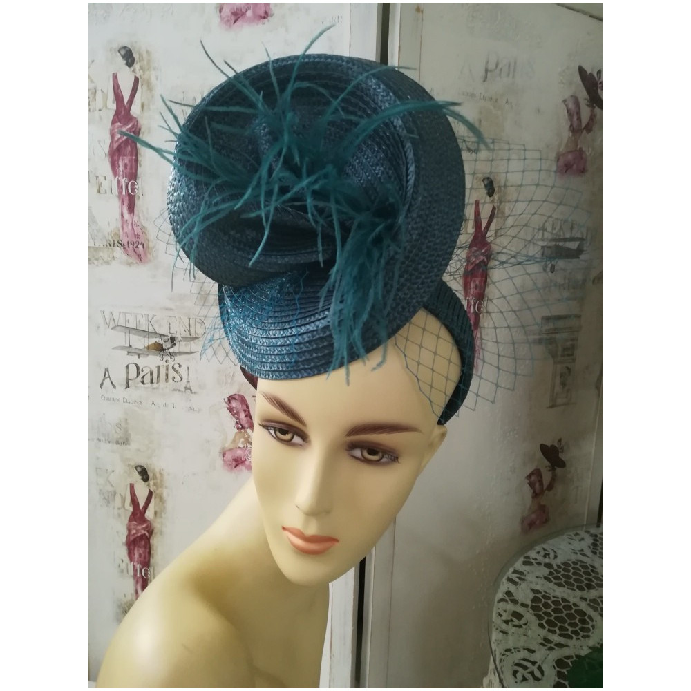 Morska zieleń letni toczek fascynator z woalką