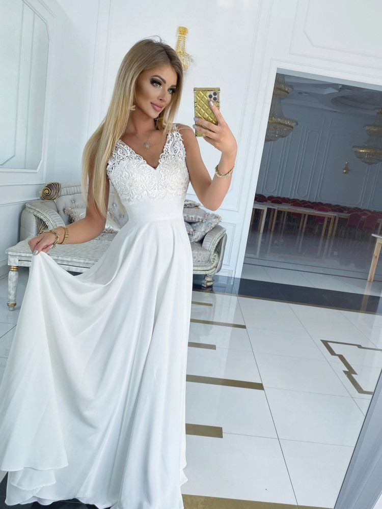 Suknia ślubna CALIFORNIA 40 r dostępna stacjonarnie