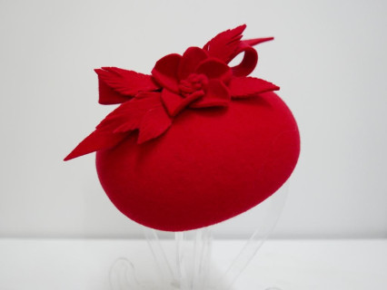 Walentyna czerwony mini beret,  toczek filcowy