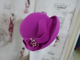 Pola Negri różowy kapelusz filcowy 54-57 cm