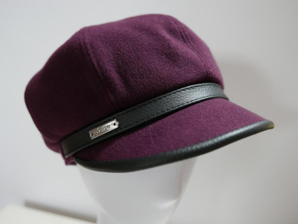 Bordowy kaszkiet z eko skórą 55-56 cm regulowany