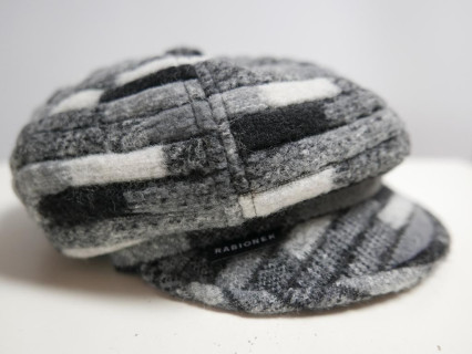 Szaro czarny kaszkiet 55-58 cm regulowany