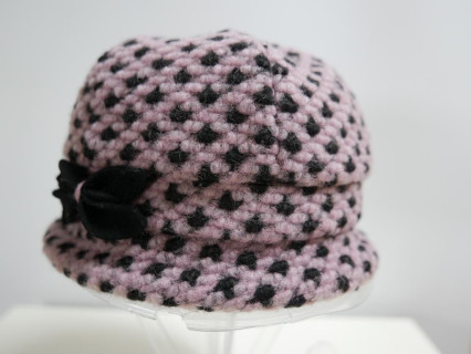 Różowa czapka tkanina do 58 cm regulowany