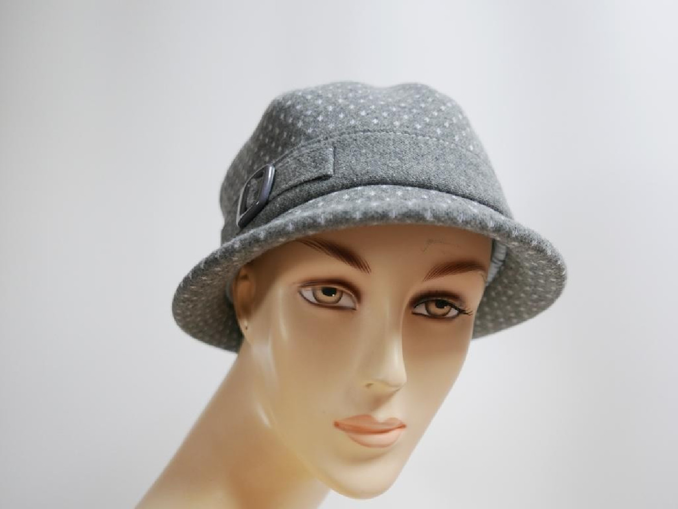 Szary w kropeczki kapelusz tkanina do 58 cm- regulowany