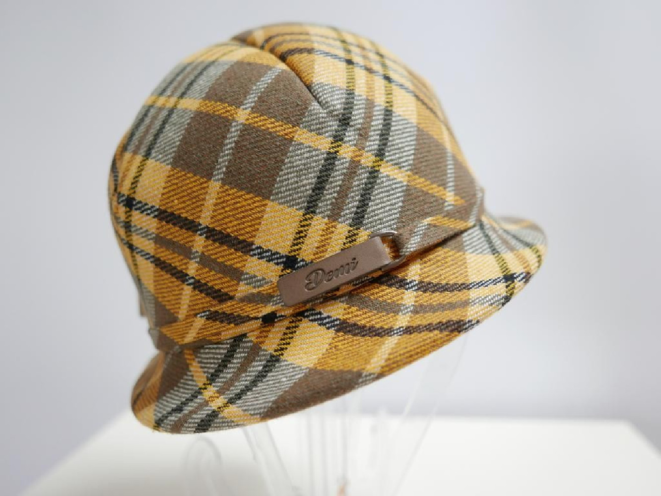 Żółty w krateczkę kapelusz tkanina do 58 cm- regulowany