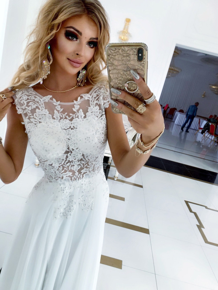 Suknia ślubna DIVA 44 r dostępna stacjonarnie