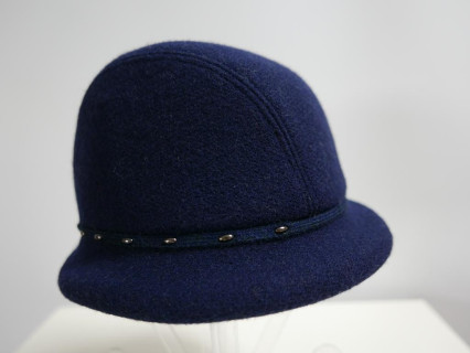 Granatowy kapelusz tkanina do 58 cm- regulowany