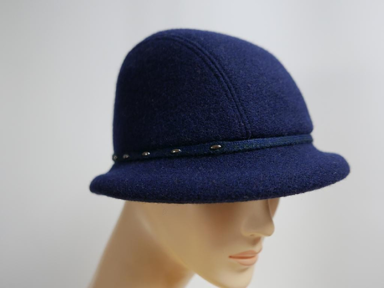 Granatowy kapelusz tkanina do 58 cm- regulowany