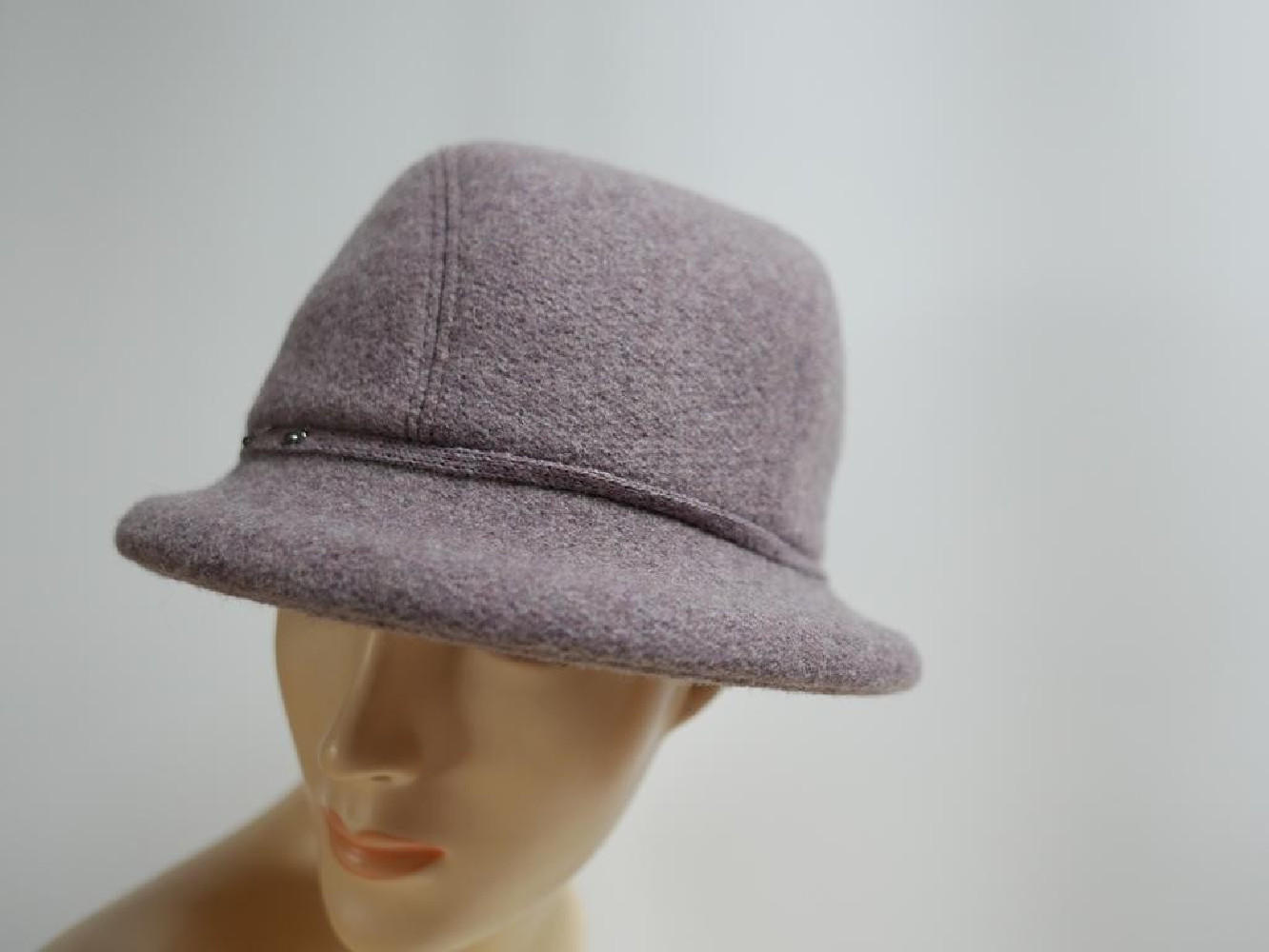 Wrzosowy kapelusz tkanina do 58 cm- regulowany