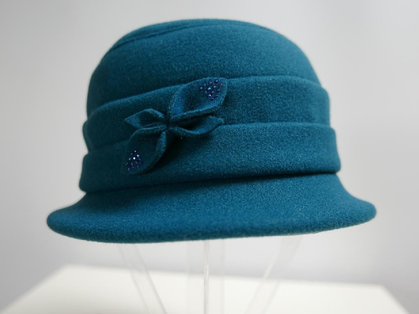 Turkusowy kapelusz tkanina do 58 cm- regulowany