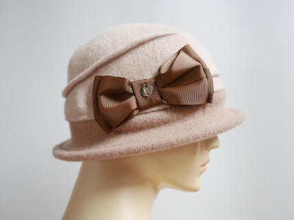 Beżowy kapelusz dzianina wełniana 57-59 cm