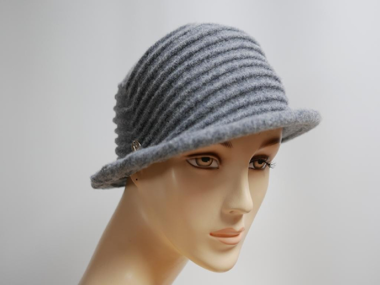 Szary kapelusz dzianina wełniana 57-59 cm