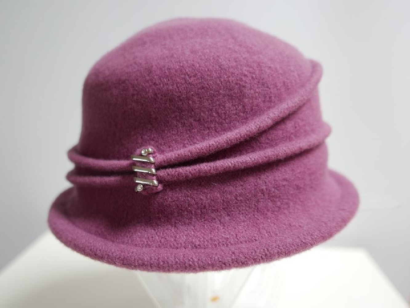 Wrzosowy kapelusz dzianina wełniana 55-57 cm