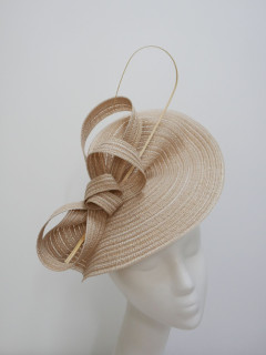 Beżowy fascynator na przepasce | Zuwika Design