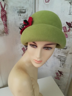 Pollina- zielony welur kapeluszo toczek Vintage 54-57 cm