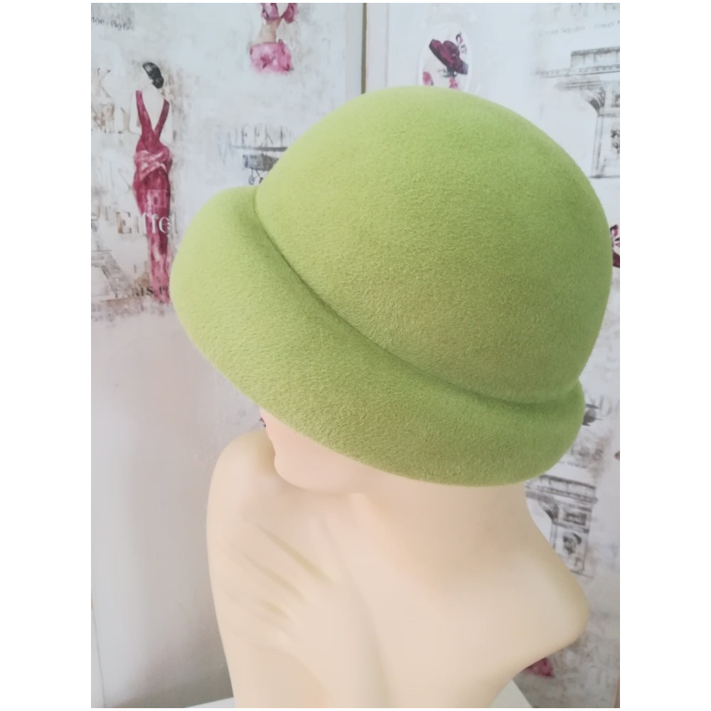 Pollina- zielony welur kapeluszo toczek Vintage 54-57 cm