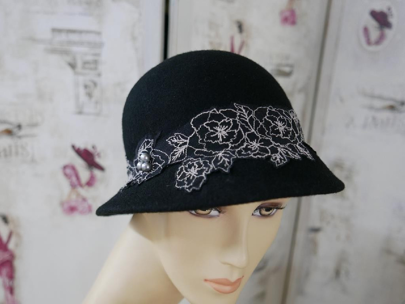 Edwina kapelusz klosz czarny 53-56 cm