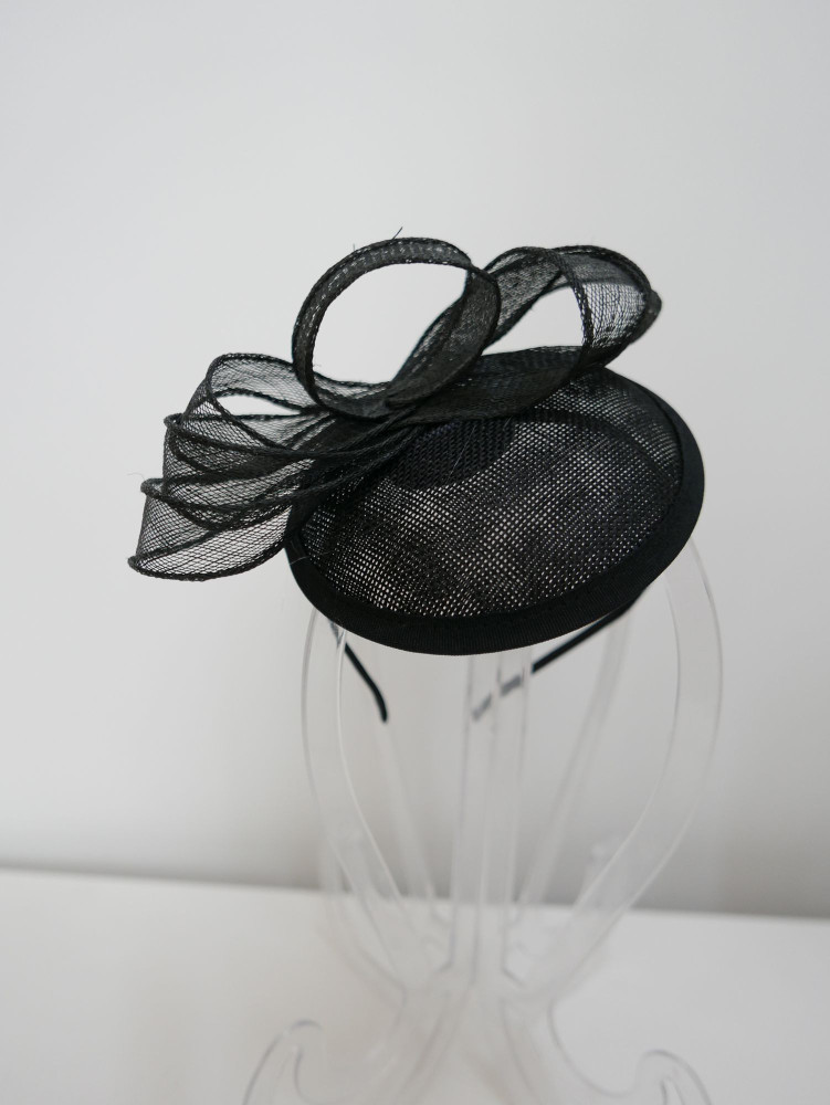 copy of copy of copy of copy of copy of copy of copy of copy of copy of copy of copy of copy of Biało czarny fascynator z woalk