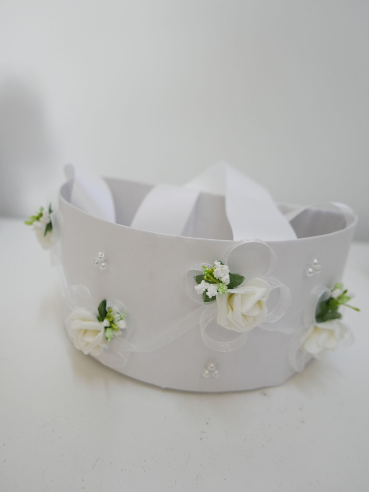 Śmietankowo zielony koszyczek do sypania kwiatów | Zuwika Design