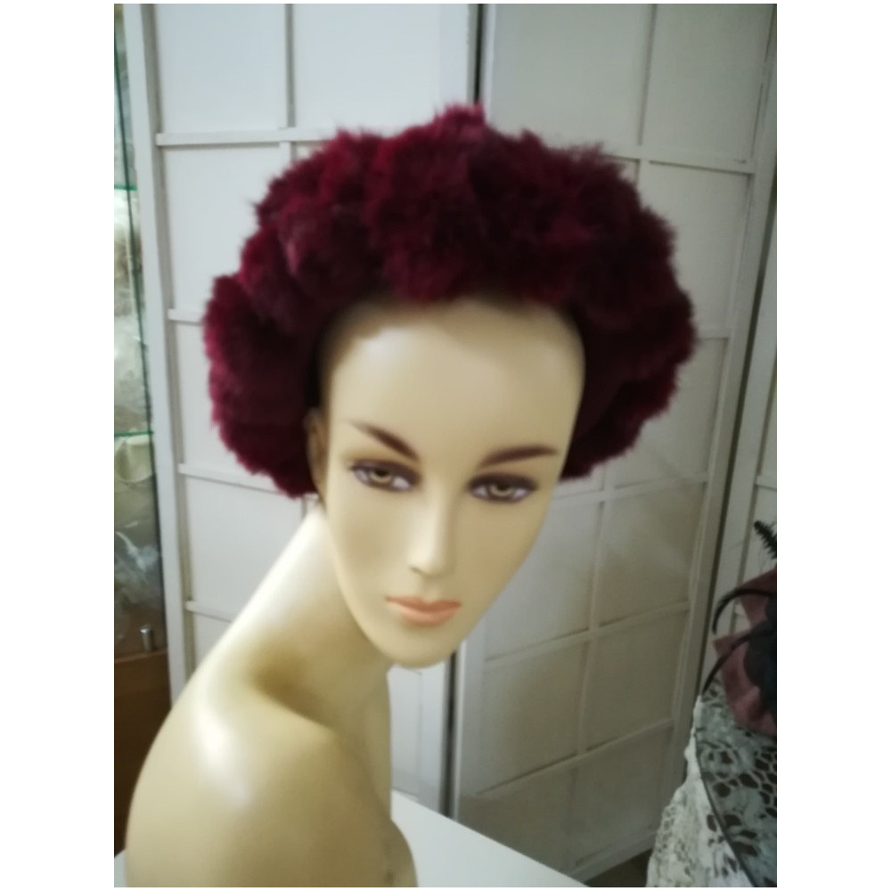 Wiśniowy toczek z futrem królika