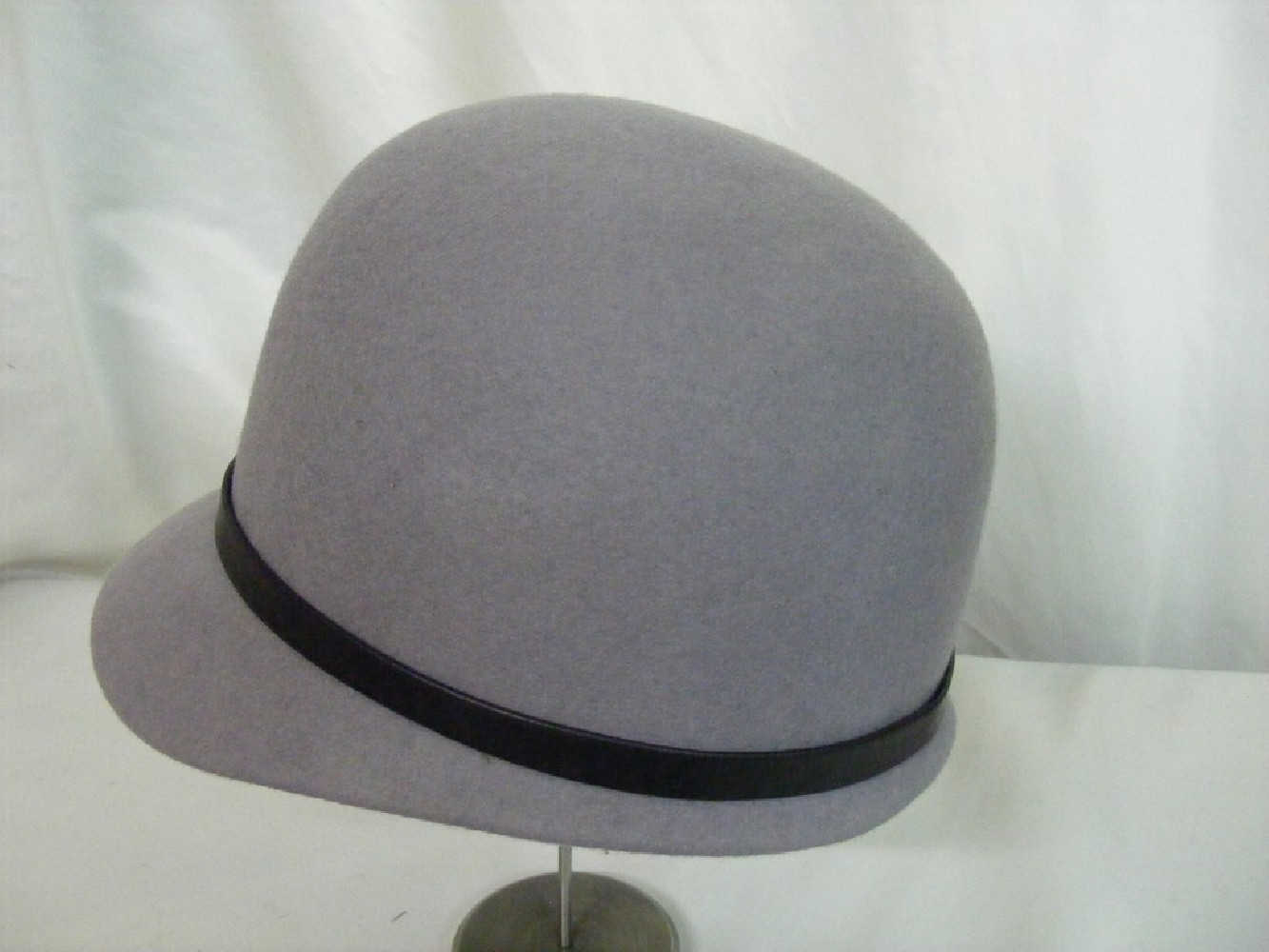 Janette- szara czapka dżokejka filc 54-56 cm