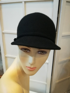 Ala czarna czapka dżokejka filc 55-58 cm