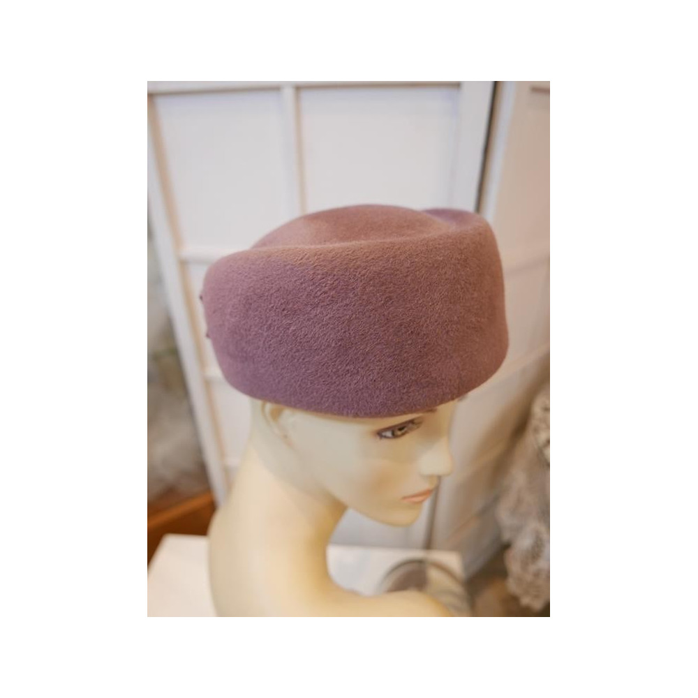 Olga wrzosowy róż toczek welurowy 53 -56 cm