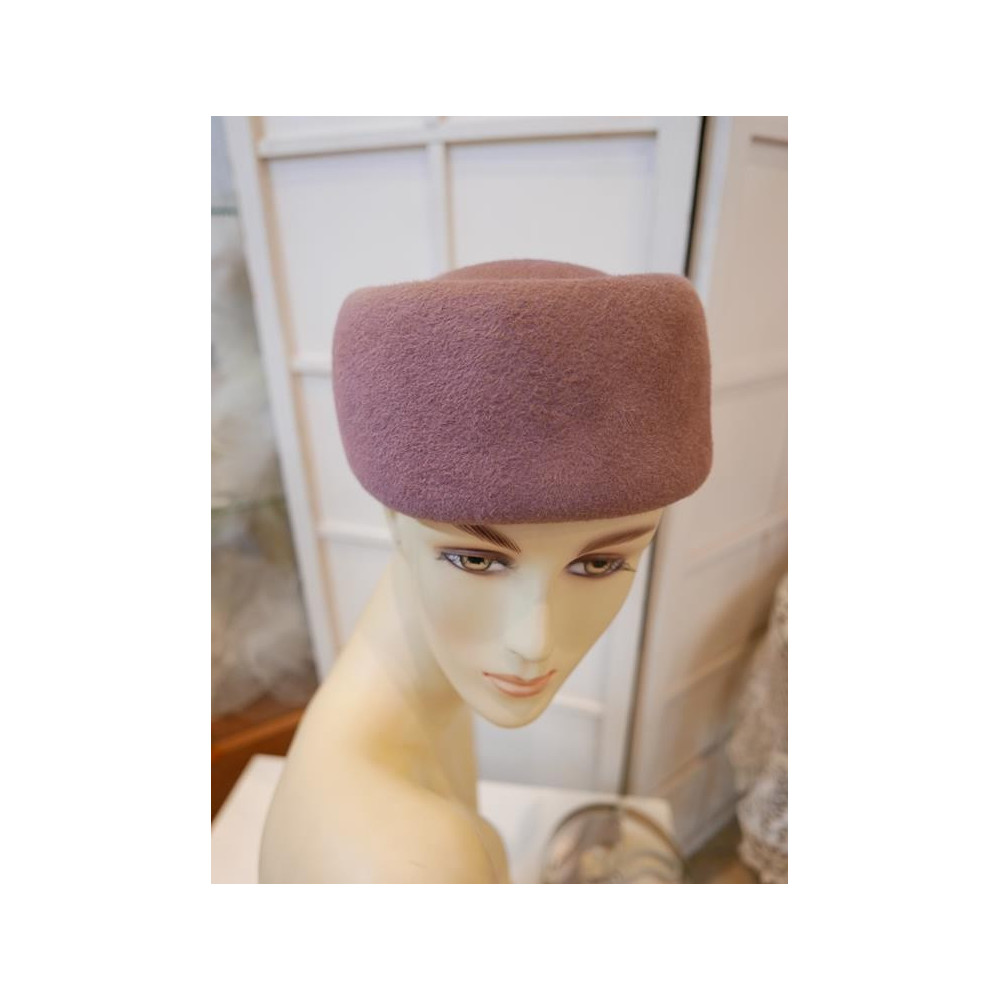 Olga wrzosowy róż toczek welurowy 53 -56 cm