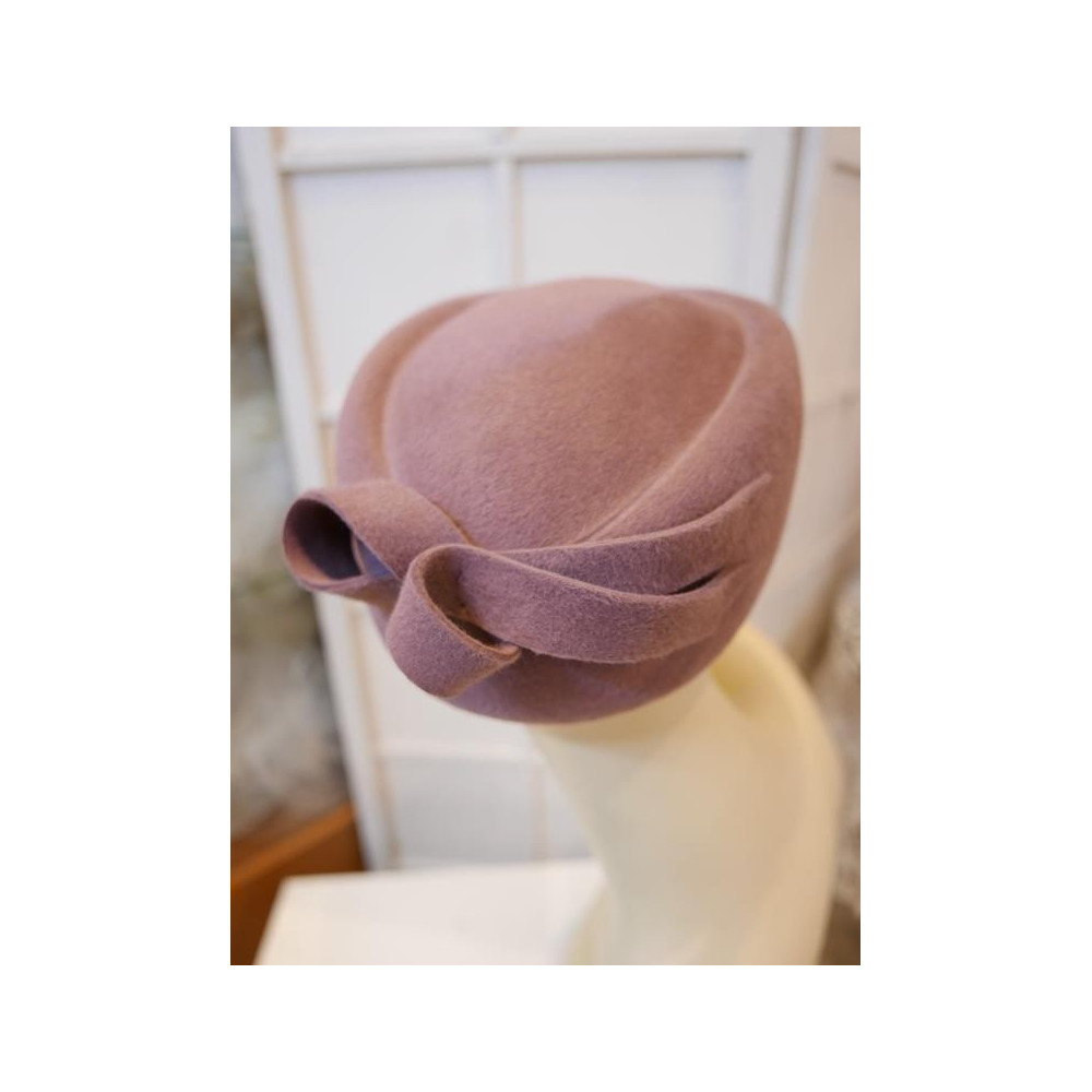 Olga wrzosowy róż toczek welurowy 53 -56 cm