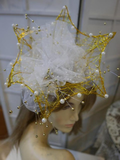 Popraw koronę fascynator przepaska śmietankowo złota