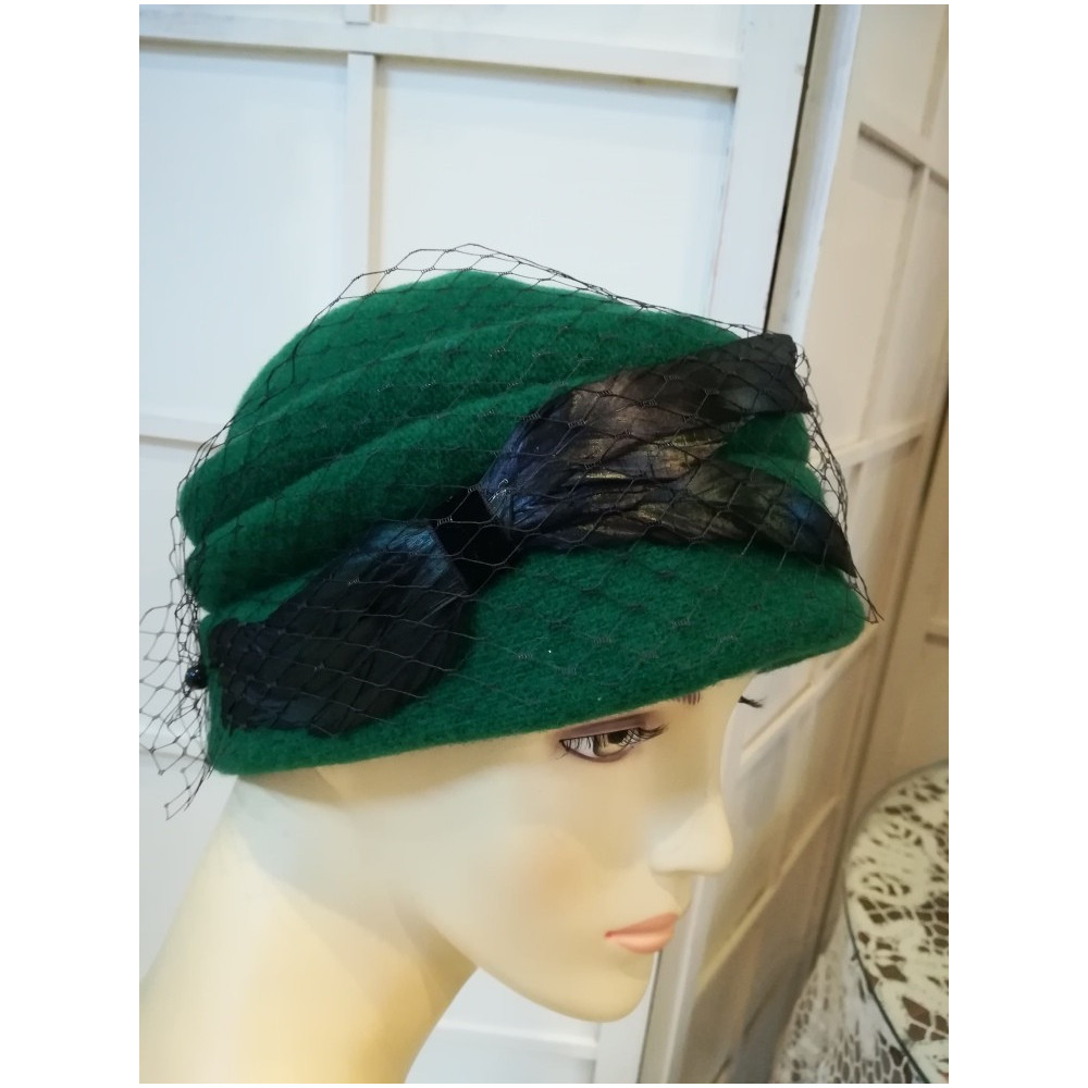 Zielony toczek czapka dzianina wełniana
