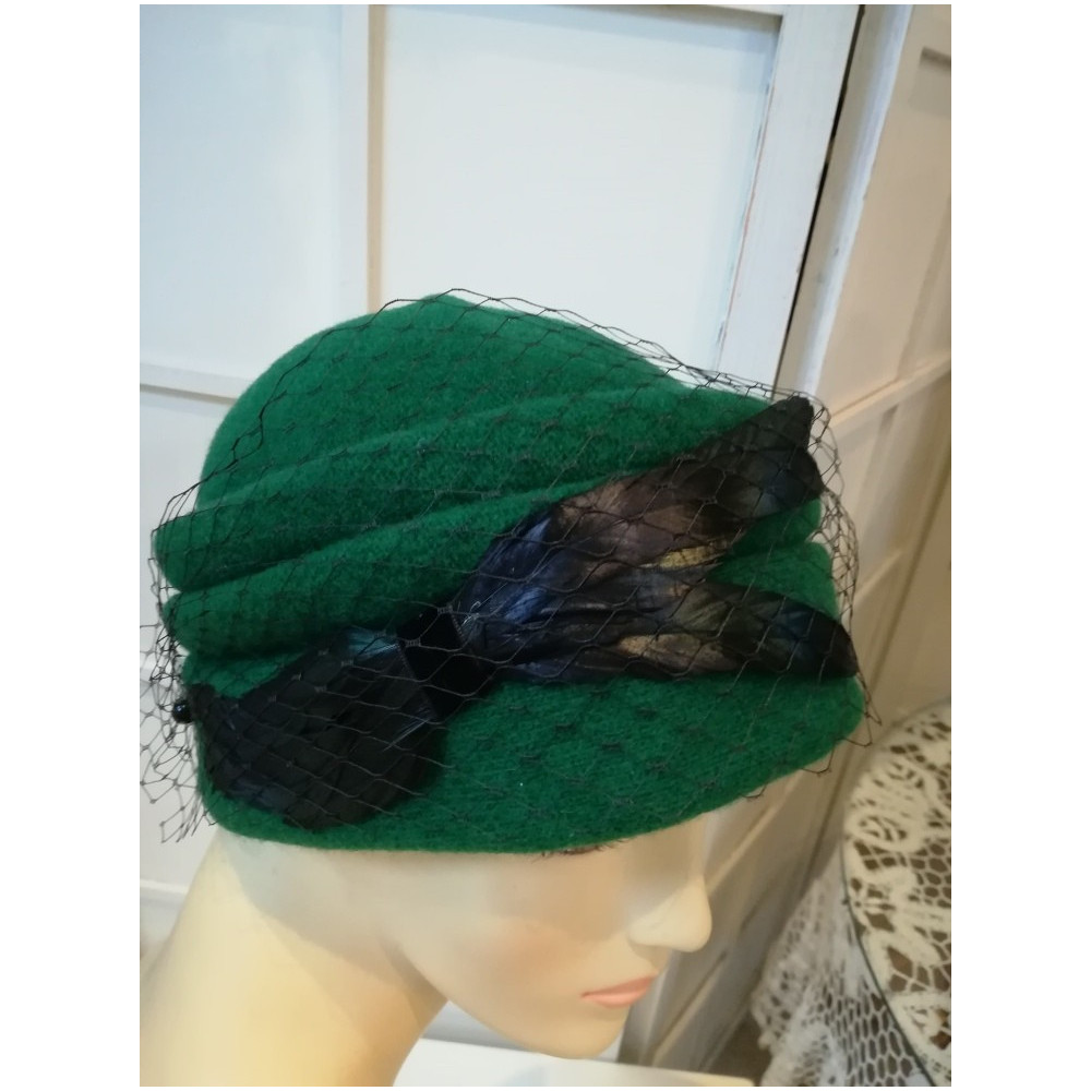 Zielony toczek czapka dzianina wełniana