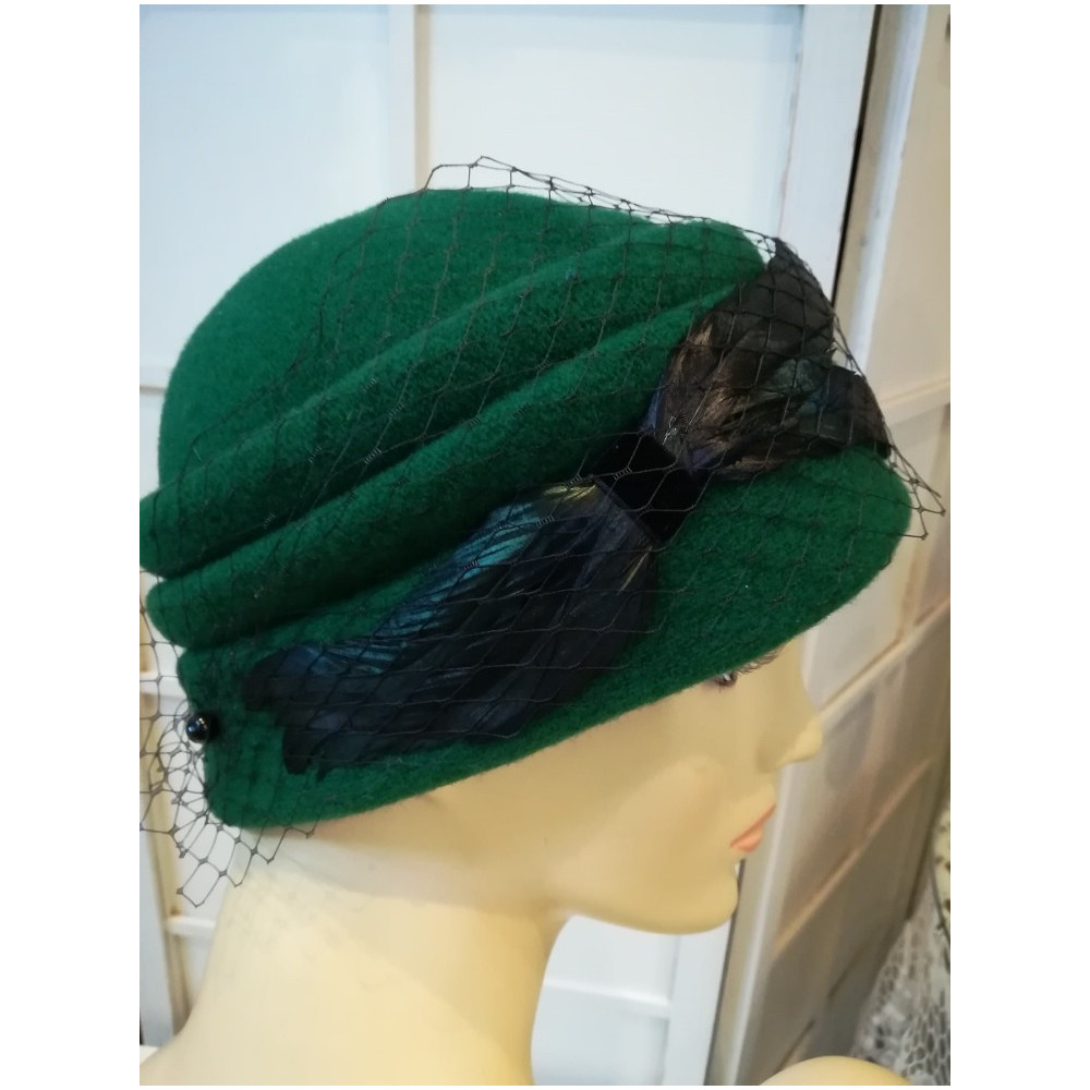 Zielony toczek czapka dzianina wełniana