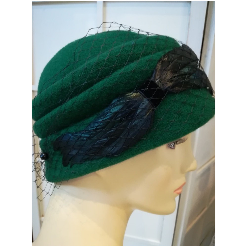 Zielony toczek czapka dzianina wełniana