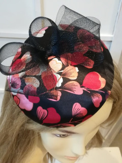 Wiśniowy róż mini toczek fascynator