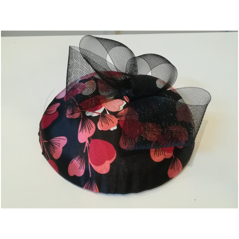 Wiśniowy róż mini toczek fascynator