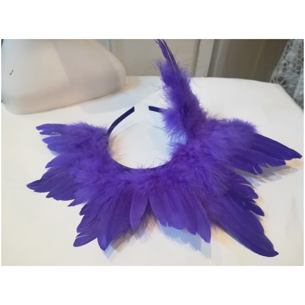 Fioletowe pióra, skrzydła, fascynator