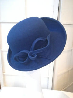 Wiktoria szafirowy kapelusz filcowy 54-56 cm