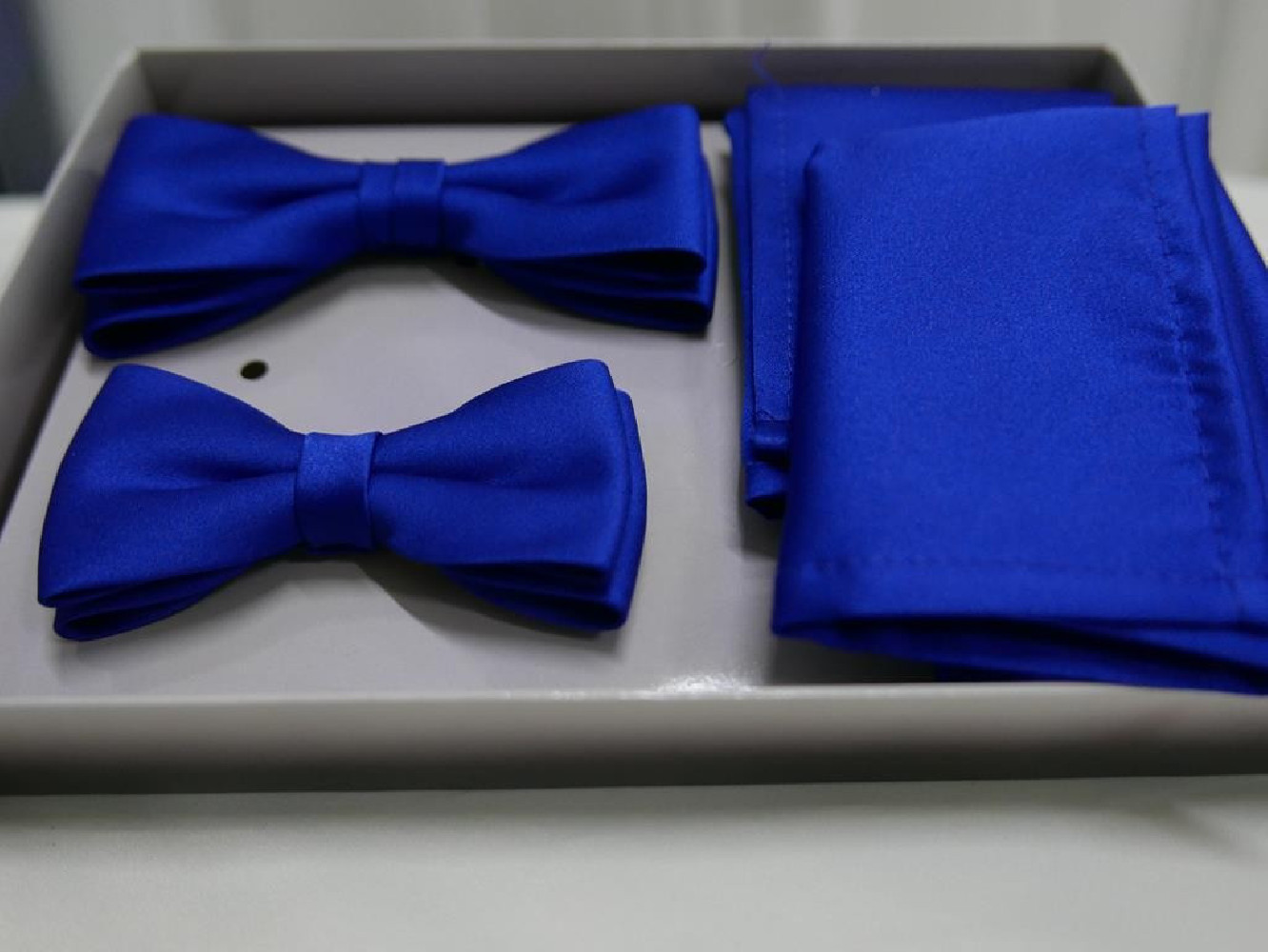 Zestaw ojciec i syn muchy z poszetkami