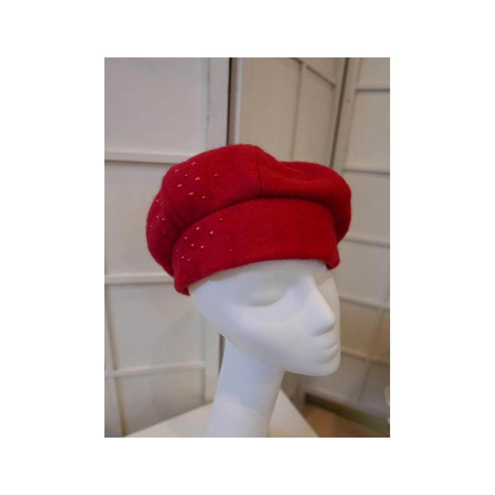 Czerwony beret na stójce do 58 cm regulowany