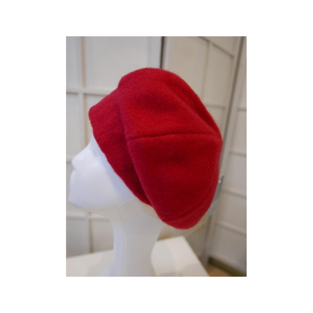 Czerwony beret na stójce do 58 cm regulowany