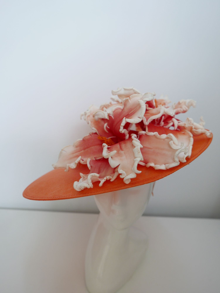 Pastelowy pomarańczowy kapelusz dysk z lnu hatinator | Zuwika Design